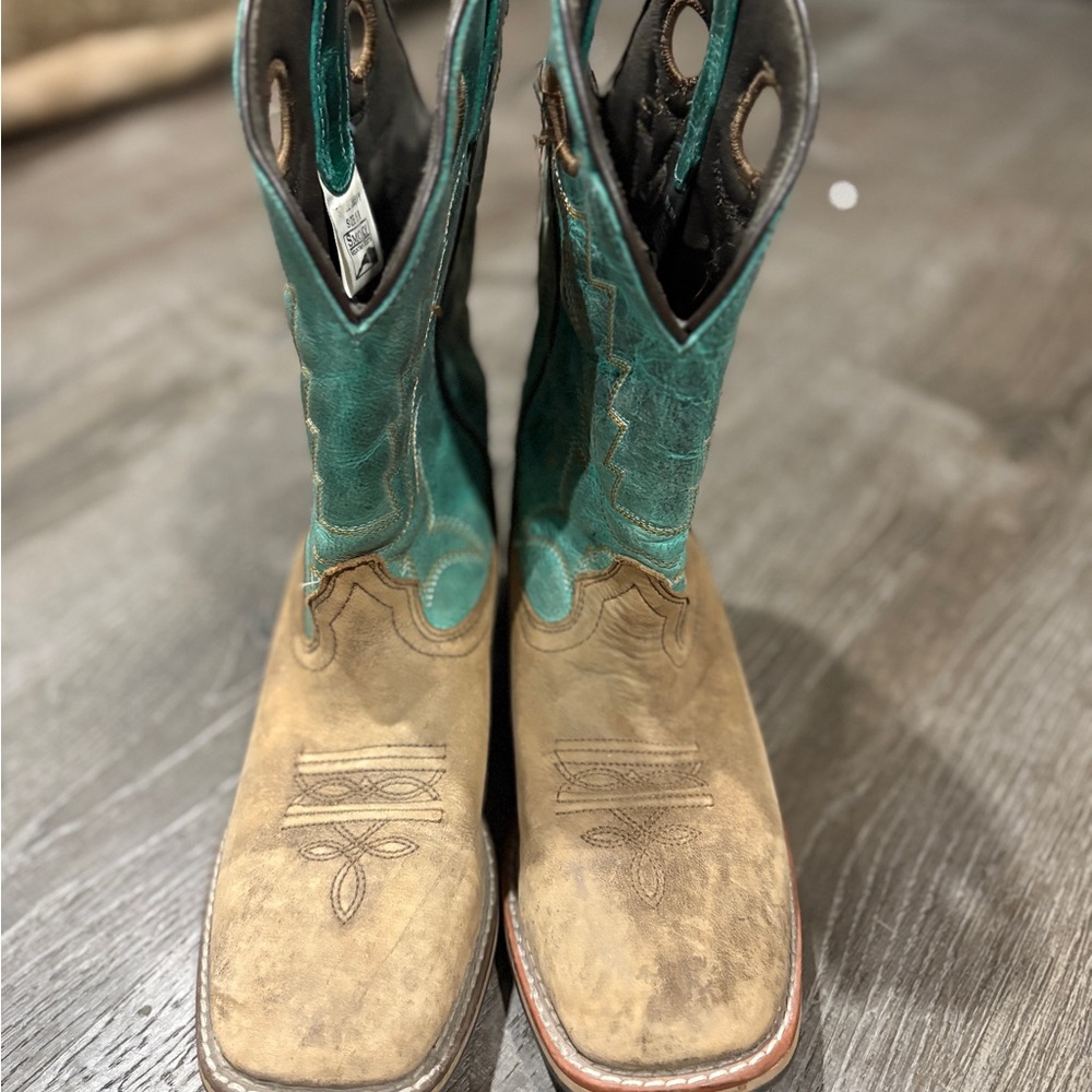 Kids Two-Tone Western Boots